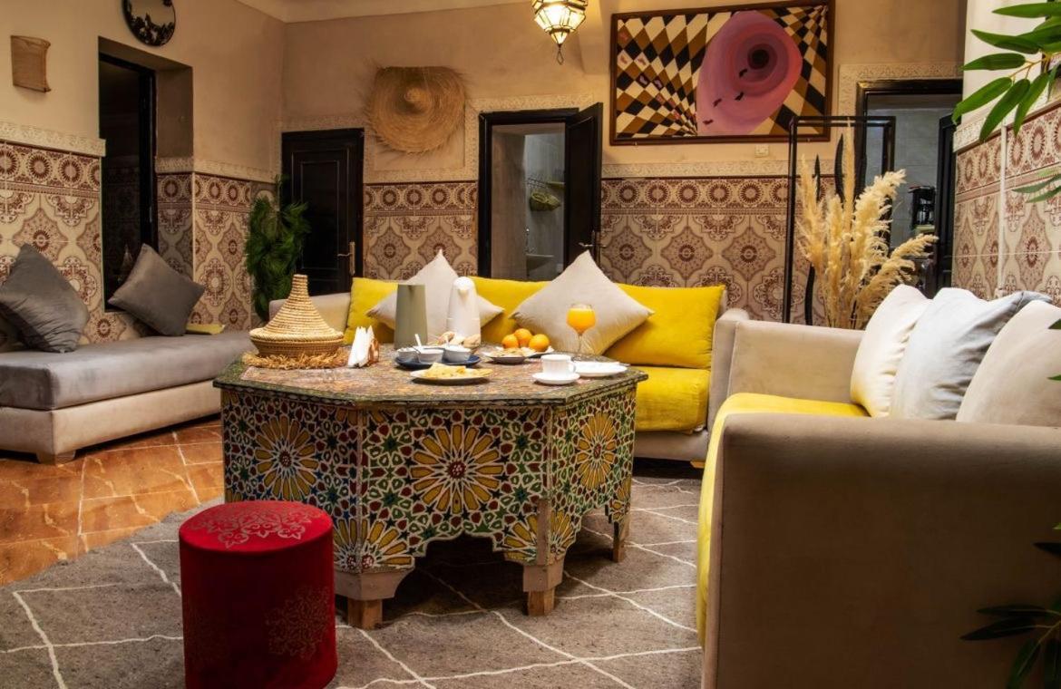 Riad Msholidays Jacuzzi Privatise Marrakech Marrakesh Exterior photo