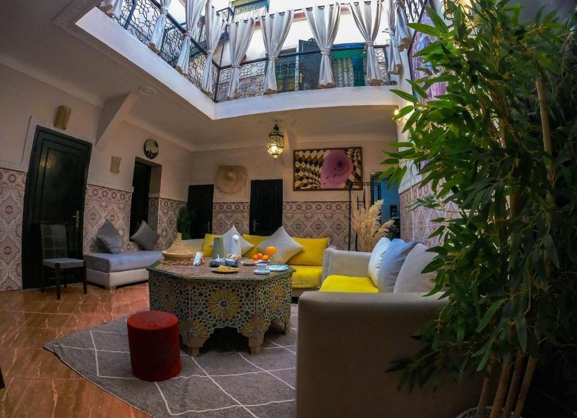 Riad Msholidays Jacuzzi Privatise Marrakech Marrakesh Exterior photo